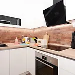 Xy - Design Apartmán