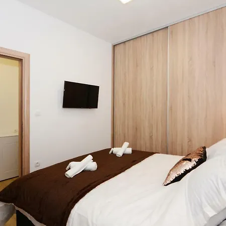 Xy - Design Apartman